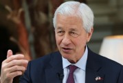 嫁给养父摩根大通CEO警告：美国经济很快将 “恶化”